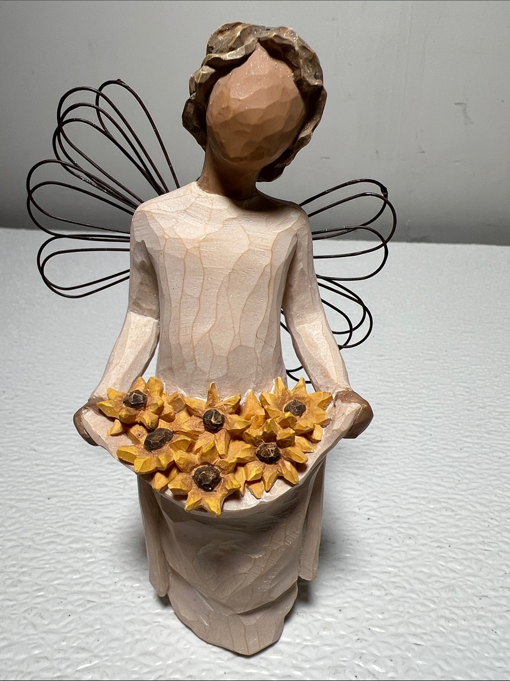 BEAUTIFUL WILLOW TREE SUNSHINE ANGEL 2010 SUSAN LORDI 5.5"